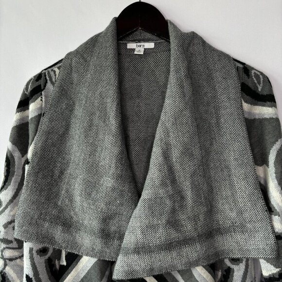 Bar III Women's Gray Black Jacquard Open Front Shawl Cardigan Sweater Size M - Picture 2 of 11